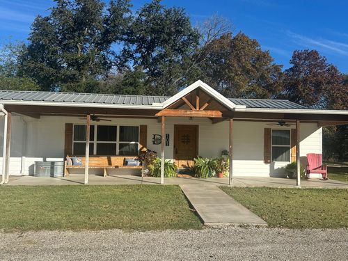 101 Twin Creek Rd, Comanche, TX, 76442-2951 | Card Image