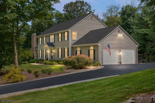 59 Hidden Glen Dr, Sparta, NJ, 07871-3843 | Card Image