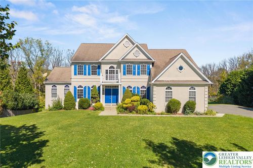 3411 Stonegate Dr, Center Valley, PA, 18034-8117 | Card Image