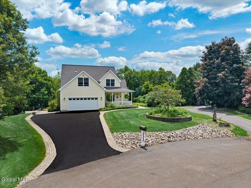 6 Steamboat Lndg, Waterford, NY, 12188-4011 | Card Image