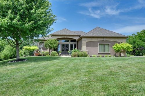 17100 Penn Ct, Belton, MO, 64012-9402 | Card Image