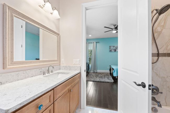Ensuite Bathroom #3 | Image 48