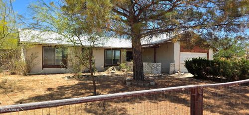 219 N Ford St, Pearce, AZ, 85625-4042 | Card Image