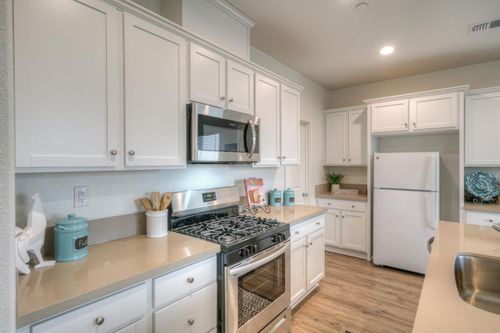 1416 Jim Hines Dr, Olivehurst, CA, 95961-7577 | Card Image