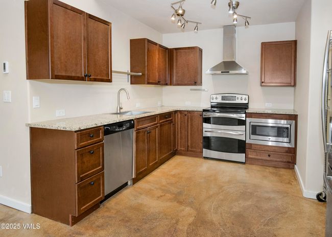 B - 300 First St, Home with 2 bedrooms, 2 bathrooms and 6 parking in Gypsum CO | Image 10