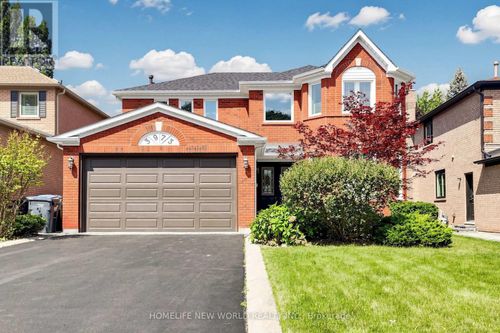 3973 Rolling Valley Dr, Mississauga, ON, L5L5P3 | Card Image