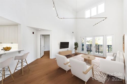 apt-312-415 N Church St, Charlotte, NC, 28202-1163 | Card Image