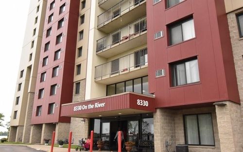 8330 E Jefferson Ave, Detroit, MI, 48214-5500 | Card Image