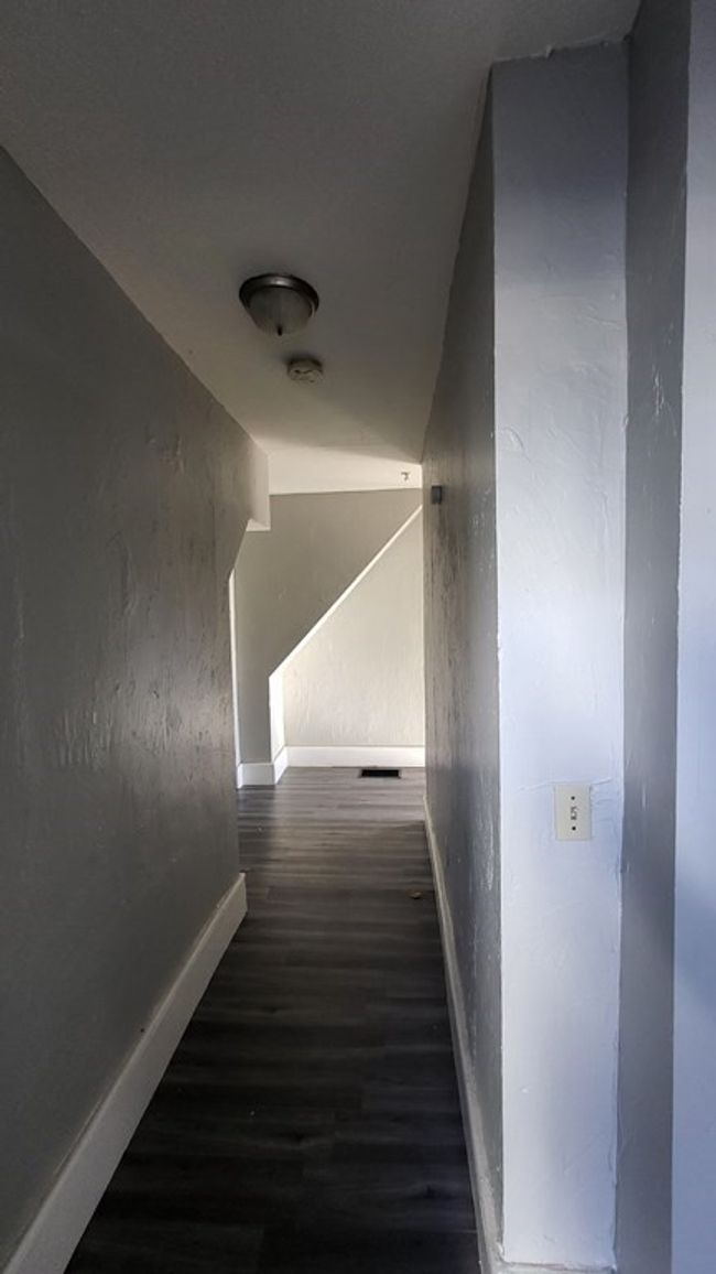 APT-1 - 130 Mount Washington St, Condo with 3 bedrooms, 1 bathrooms and 2 parking in Lowell MA | Image 14