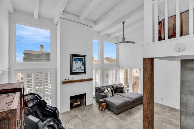 Expansive Living Room | Image 10