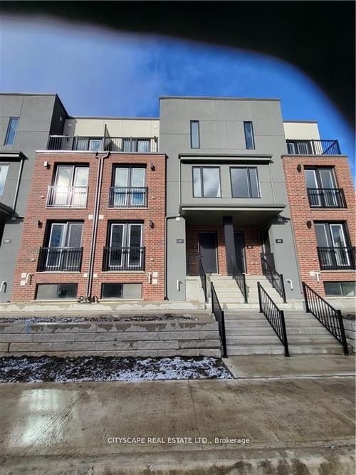 41-99 Roger St, Waterloo, ON, N2J0G1 | Card Image