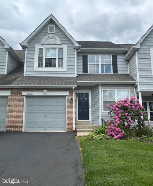 2016 Greenes Way Cir, COLLEGEVILLE, PA, 19426-3154 | Card Image