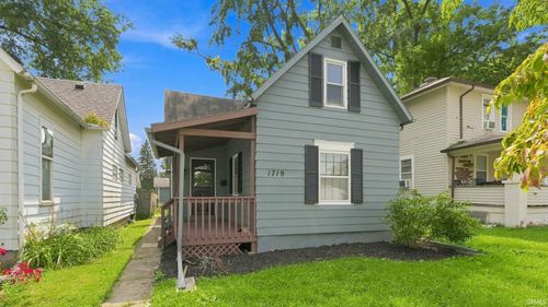 1719 Sinclair St, Fort Wayne, IN, 46808-2593 | Card Image