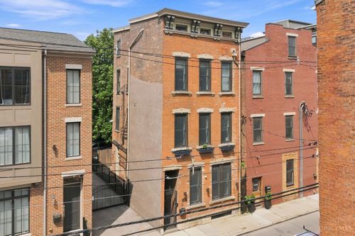 1329 Republic St, Cincinnati, OH, 45202 | Card Image