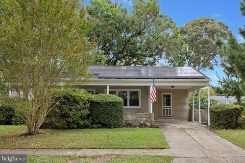 18 Colwick Dr, SOMERS POINT, NJ, 08244-1454 | Card Image