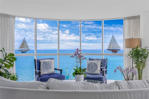 apt-2301-6301 Collins Ave, Miami Beach, FL, 33141-4644 | Card Image