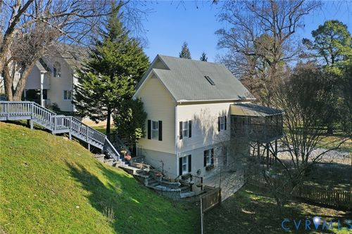 2703 Hillcrest Rd, Richmond, VA, 23225-3635 | Card Image