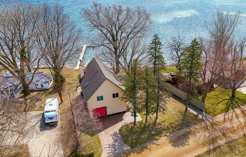 40015 Lake Volney Ln, Le Center, MN, 56057-4090 | Card Image