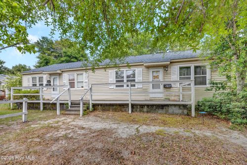 2827 Penn St, Wilmington, NC, 28412-6323 | Card Image