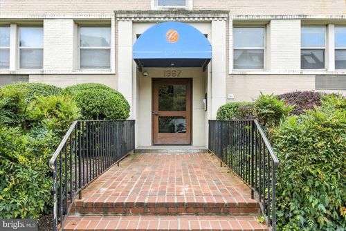 b-1367 K St Se, WASHINGTON, DC, 20003-4447 | Card Image