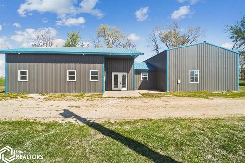 27186 Highway S33, Hubbard, IA, 50122-8467 | Card Image