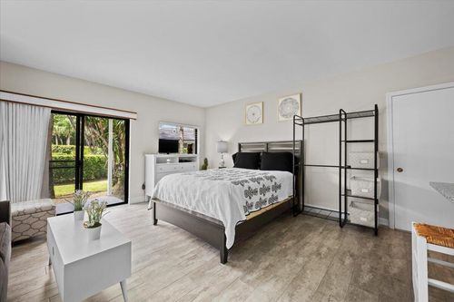 apt-428-11863 Wimbledon Cir, Wellington, FL, 33414-6053 | Card Image