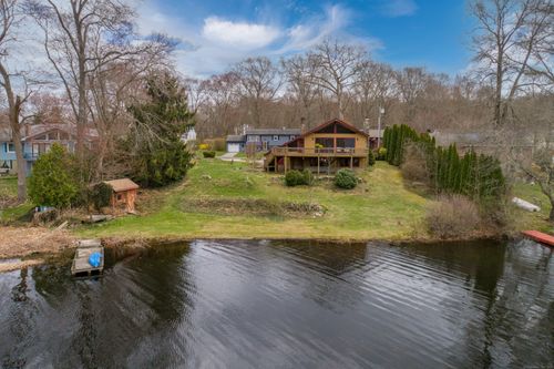 30 Pattagansett Dr, East Lyme, CT, 06333-1120 | Card Image