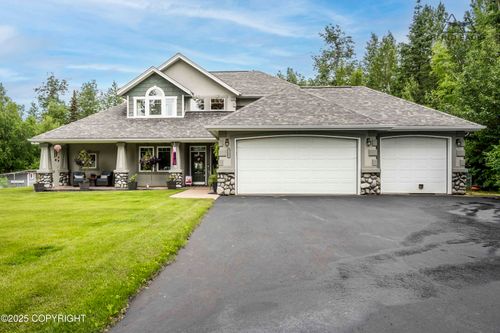 17237 E Smith Rd, Palmer, AK, 99645-8603 | Card Image