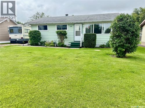 308 Scott St, Muenster, SK, S0K2A1 | Card Image