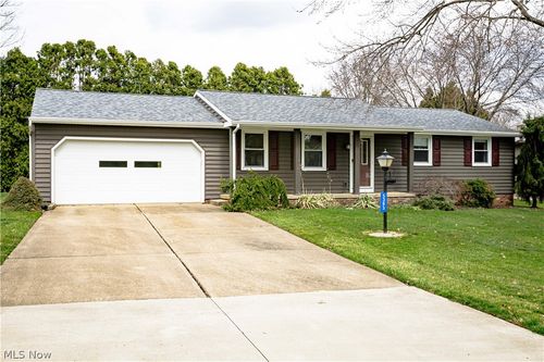 5383 Vermouth Street Nw, North Canton, OH, 44720 | Card Image