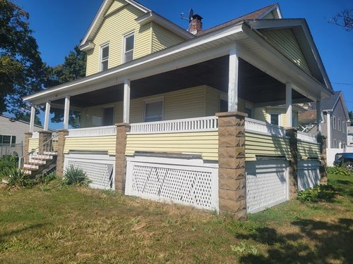 468 Springfield St, Agawam, MA, 01001-1527 | Card Image