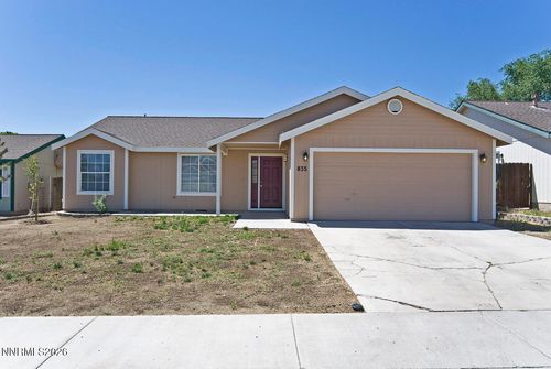 835 Columbine Dr, Fernley, NV, 89408-7534 | Card Image