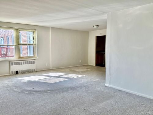 apt-5q-190 Mineola Blvd, Mineola, NY, 11501-2534 | Card Image