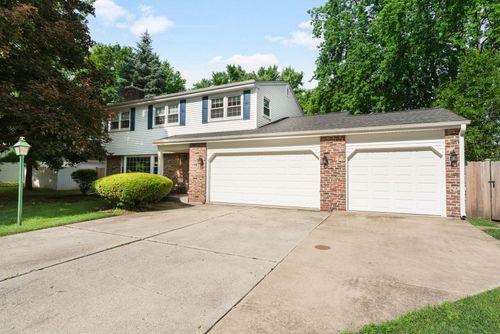 2S054 Orchard Rd, Wheaton, IL, 60189-7358 | Card Image