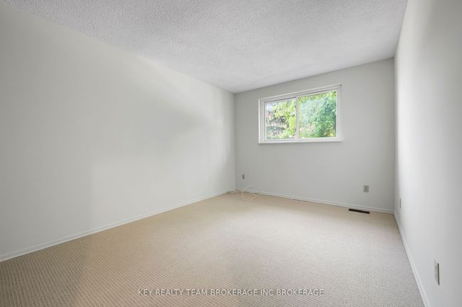 165 Limeridge Rd W, Condo with 2 bedrooms, 1 bathrooms and 1 parking in Hamilton ON | Image 24