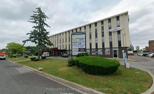 204-29 Gervais Dr, North York, ON, M3C1Y9 | Card Image