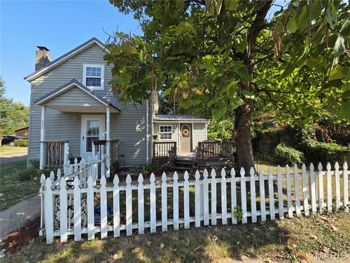237 Pine St, Sullivan, MO, 63080-1635 | Card Image