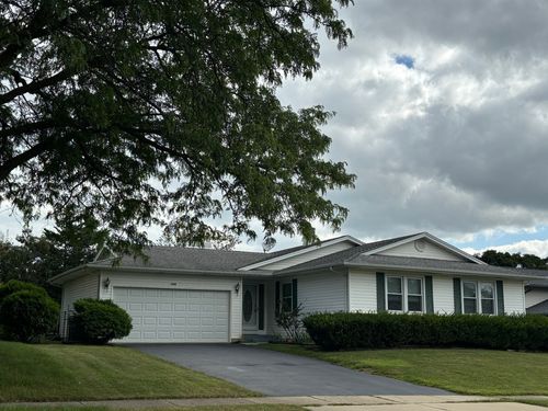1720 Parkside Dr, Hoffman Estates, IL, 60192-1540 | Card Image
