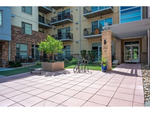 d-424-3601 Arapahoe Ave, Boulder, CO, 80303-1310 | Card Image