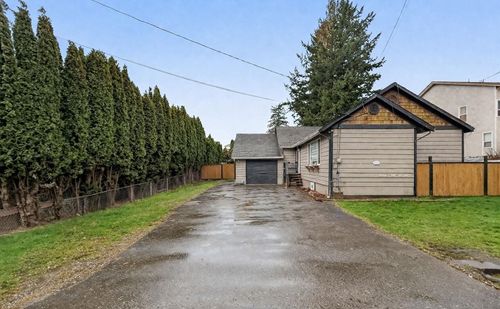 33056 Cherry Ave, Mission, BC, V2V2T9 | Card Image
