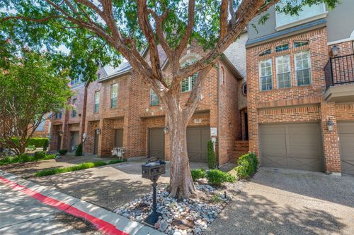 4141 Towne Green Cir, Addison, TX, 75001-4954 | Card Image