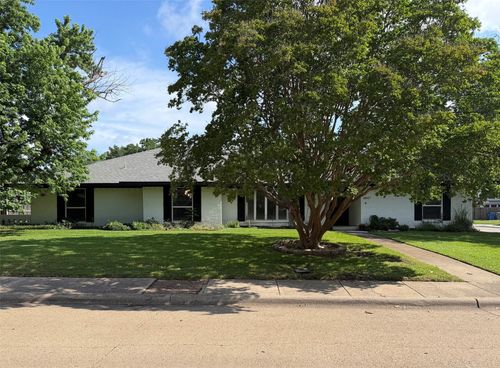 4847 Mill Run Rd, Dallas, TX, 75244-6528 | Card Image