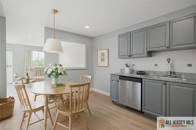 142 Lackland Ave, Townhouse with 2 bedrooms, 3 bathrooms and null parking in Piscataway NJ | Image 11