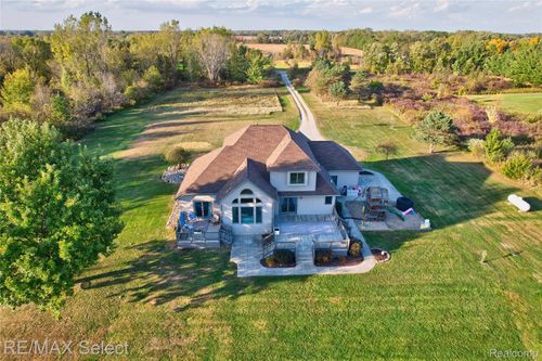 12375 Baldwin Rd, Gaines, MI, 48436-9702 | Card Image