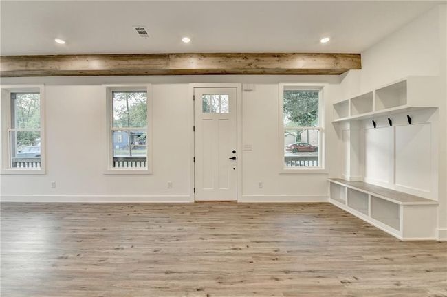 6893 Magnolia St, House other with 4 bedrooms, 3 bathrooms and null parking in lithonia GA | Image 6