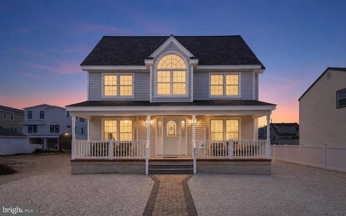 233 N 7th St, Surf City, NJ, 08008-5206 | Card Image