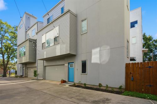 4704 Crawford St, Houston, TX, 77004-5031 | Card Image