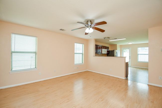 2631 Skyview Trace Ct, House other with 3 bedrooms, 2 bathrooms and 1 parking in Houston TX | Image 7