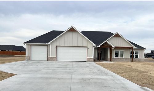 324 Moreland Ct, Stillwater, OK, 74074-8379 | Card Image