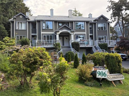 2-906 Admirals Rd, Esquimalt, BC, V9A2P4 | Card Image